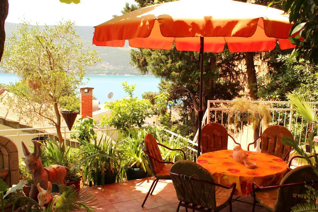 Guest House Tomanovic แฮร์เซ็ก-โนวี ภายนอก รูปภาพ
