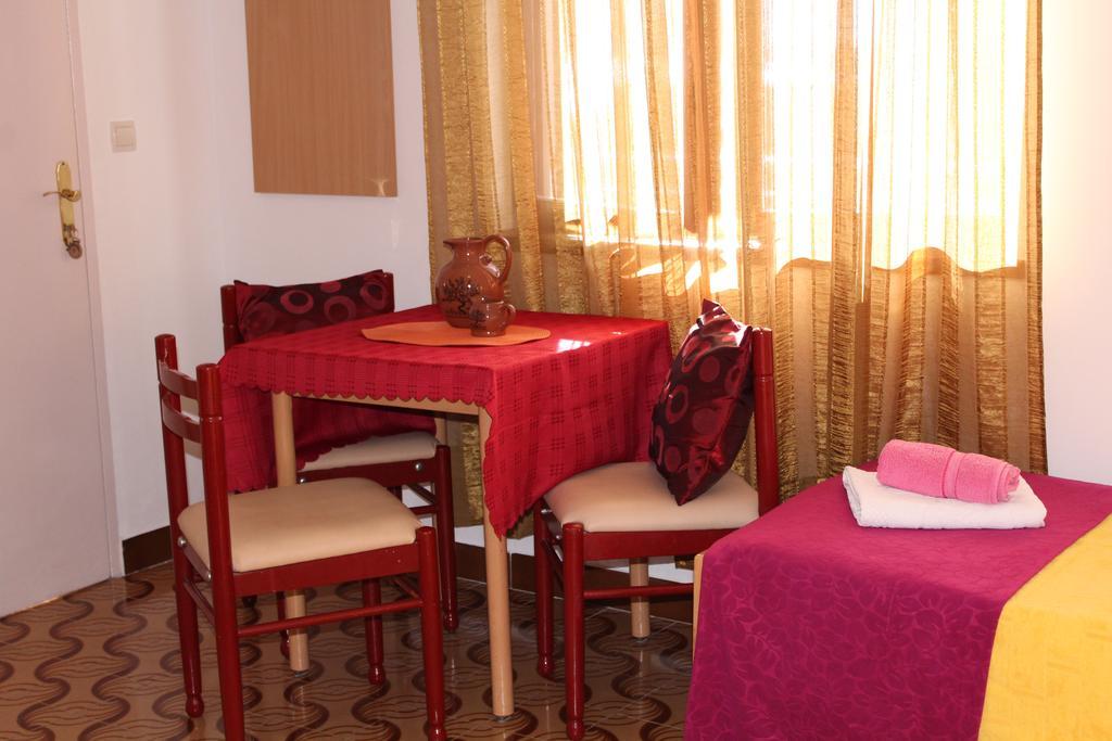 Guest House Tomanovic แฮร์เซ็ก-โนวี ภายนอก รูปภาพ