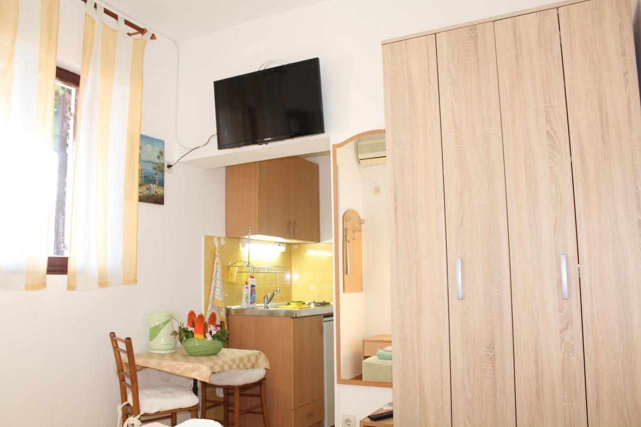Guest House Tomanovic แฮร์เซ็ก-โนวี ภายนอก รูปภาพ