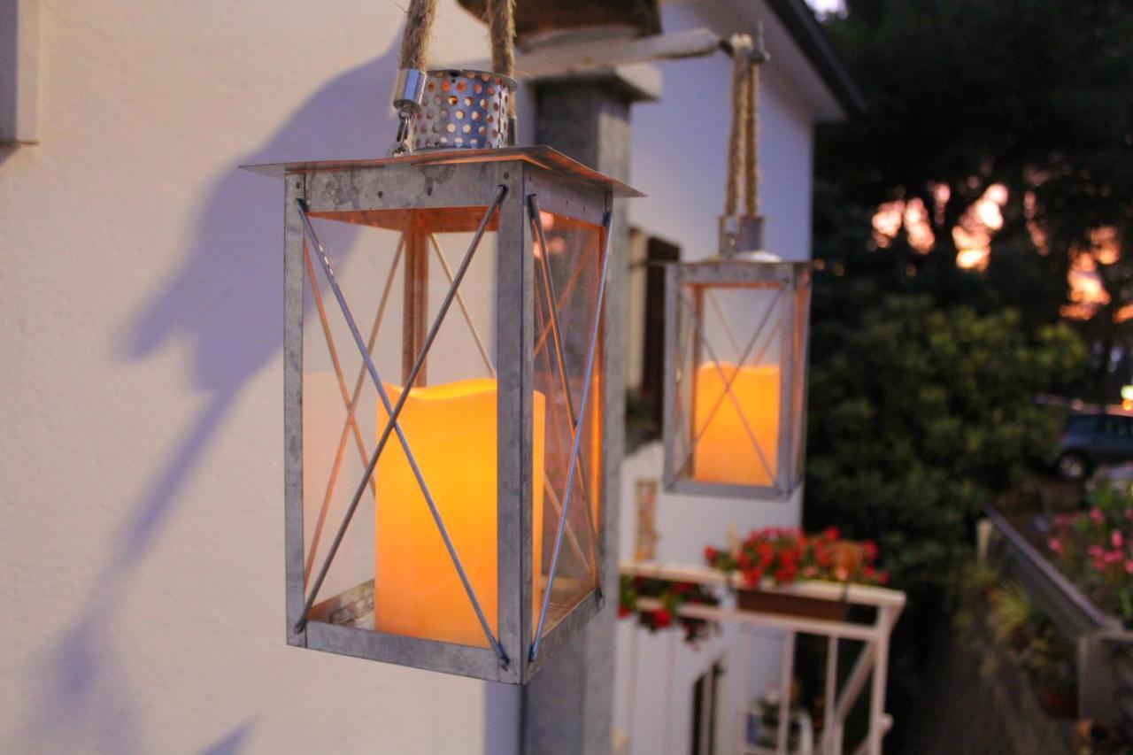 Guest House Tomanovic แฮร์เซ็ก-โนวี ภายนอก รูปภาพ